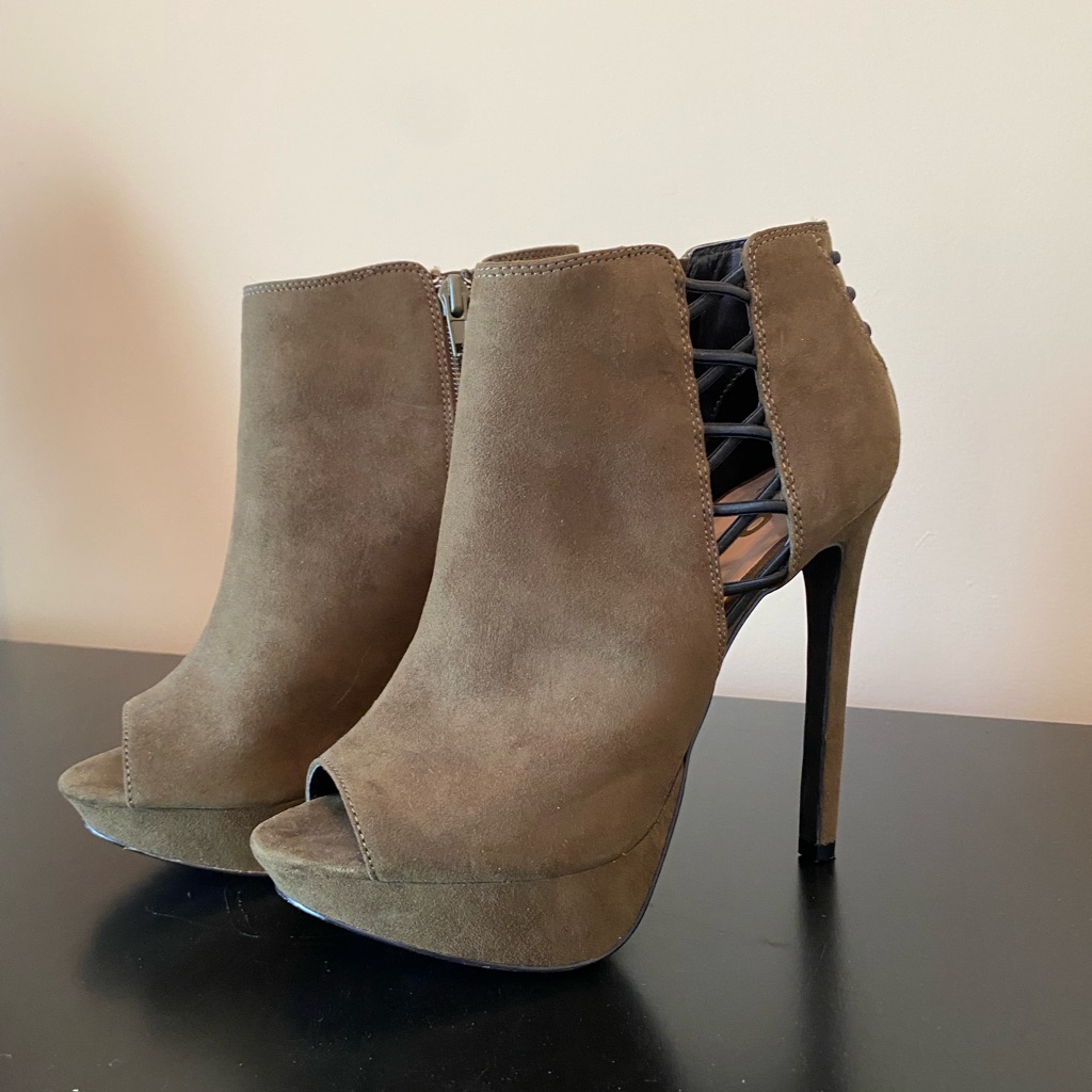 Olive Platform Booties